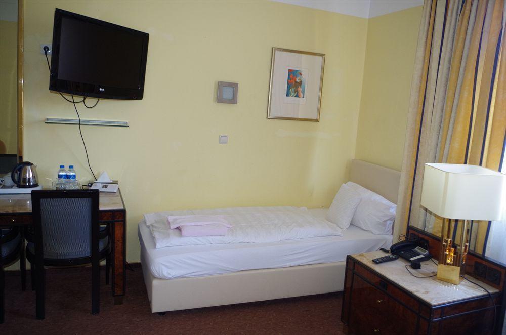 Hotel Franken An Der Messe Φραγκφούρτη Εξωτερικό φωτογραφία
